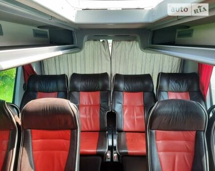 Красный Van Hool Астромега, объемом двигателя 12.9 л и пробегом 1 тыс. км за 277000 $, фото 14 на Automoto.ua