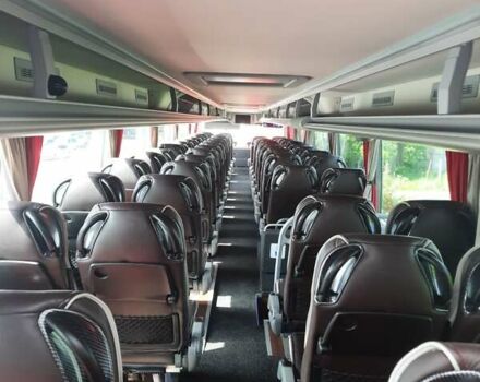Красный Van Hool Астромега, объемом двигателя 12.9 л и пробегом 1 тыс. км за 277000 $, фото 15 на Automoto.ua