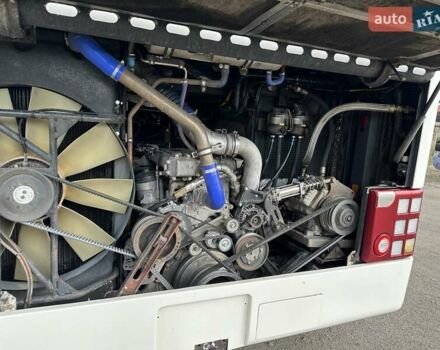 Белый Van Hool Астрон, объемом двигателя 12.42 л и пробегом 153 тыс. км за 85000 $, фото 9 на Automoto.ua