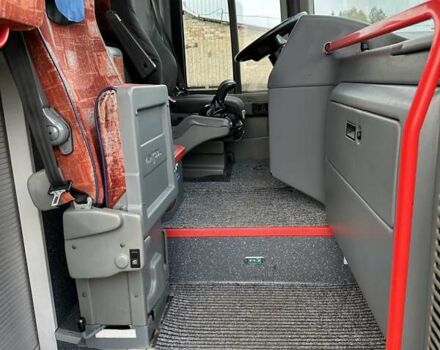 Белый Van Hool Астрон, объемом двигателя 12.42 л и пробегом 153 тыс. км за 85000 $, фото 14 на Automoto.ua