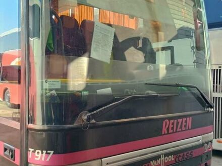 Van Hool Астрон 2010 у Тернополі на Automoto.ua Червоний Van Hool Астрон, об'ємом двигуна 12.9 л та пробігом 2 тис. км за 157891 $, фото 1 на Automoto.ua