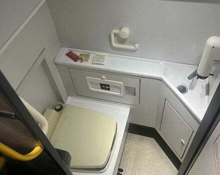 Серый Van Hool Астрон, объемом двигателя 12.4 л и пробегом 887 тыс. км за 87000 $, фото 9 на Automoto.ua