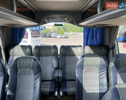 Van Hool Астрон 2014 в Киеве на Automoto.ua Синий Van Hool Астрон, объемом двигателя 0 л и пробегом 520 тыс. км за 196912 $, фото 6 на Automoto.ua