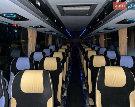 Зеленый Van Hool Астрон, объемом двигателя 12.9 л и пробегом 890 тыс. км за 205000 $, фото 67 на Automoto.ua