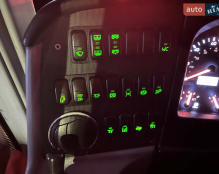 Зеленый Van Hool Астрон, объемом двигателя 12.9 л и пробегом 890 тыс. км за 205000 $, фото 42 на Automoto.ua