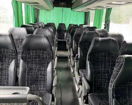 Черный Van Hool T915, объемом двигателя 11.97 л и пробегом 800 тыс. км за 19900 $, фото 16 на Automoto.ua