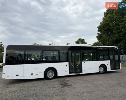 Белый Van Hool A330, объемом двигателя 0 л и пробегом 10 тыс. км за 57340 $, фото 3 на Automoto.ua