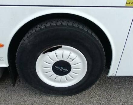 Белый Van Hool T917 Astron, объемом двигателя 0 л и пробегом 288 тыс. км за 285 $, фото 4 на Automoto.ua