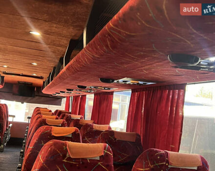 Красный Van Hool TD 927 SD3, объемом двигателя 12.82 л и пробегом 880 тыс. км за 60000 $, фото 25 на Automoto.ua