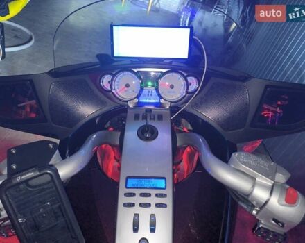 Красный Виктори Визион Тур, объемом двигателя 1.73 л и пробегом 27 тыс. км за 12700 $, фото 2 на Automoto.ua