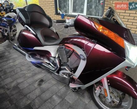 Красный Виктори Визион Тур, объемом двигателя 1.73 л и пробегом 27 тыс. км за 12700 $, фото 25 на Automoto.ua