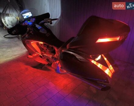 Красный Виктори Визион Тур, объемом двигателя 1.73 л и пробегом 27 тыс. км за 12700 $, фото 6 на Automoto.ua