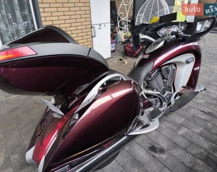 Красный Виктори Визион Тур, объемом двигателя 1.73 л и пробегом 27 тыс. км за 12700 $, фото 20 на Automoto.ua