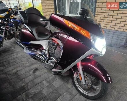 Красный Виктори Визион Тур, объемом двигателя 1.73 л и пробегом 27 тыс. км за 12700 $, фото 12 на Automoto.ua