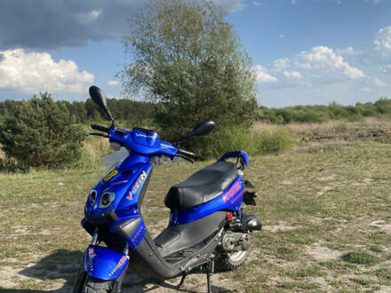 Вайпер Бустер 2008 в Вараш (Кузнецовск) на Automoto.ua Синий Вайпер Бустер, объемом двигателя 0.05 л и пробегом 17 тыс. км за 290 $, фото 1 на Automoto.ua