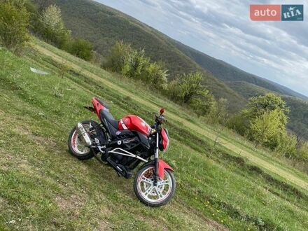 Красный Вайпер Р1, объемом двигателя 0 л и пробегом 23 тыс. км за 1150 $, фото 1 на Automoto.ua