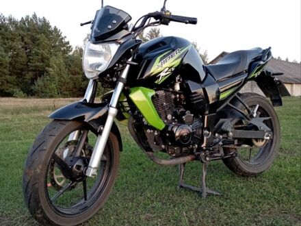 Вайпер Р2, объемом двигателя 0.2 л и пробегом 9 тыс. км за 1000 $, фото 1 на Automoto.ua