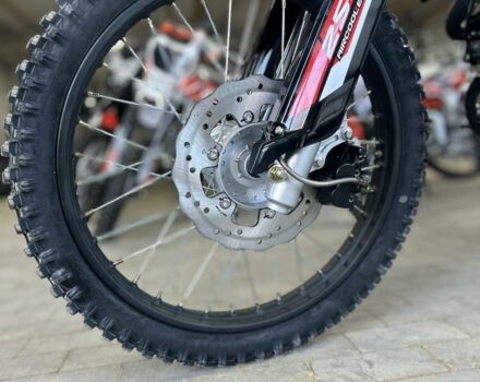 Вайпер Другая 2025 в Бару на Automoto.ua Вайпер Другая, объемом двигателя 0 л и пробегом 0 тыс. км за 1329 $, фото 12 на Automoto.ua