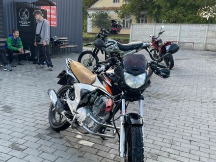 Вайпер Інша 2016 у Дубно на Automoto.ua Вайпер Інша, об'ємом двигуна 0.2 л та пробігом 0 тис. км за 500 $, фото 1 на Automoto.ua