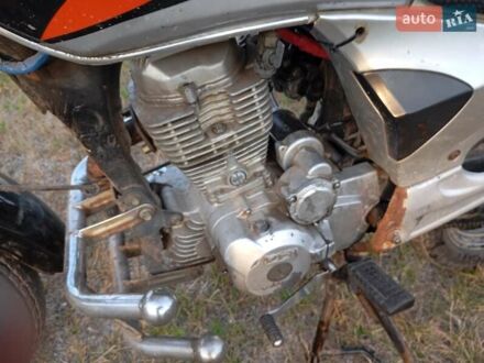 Вайпер V 200 2010 у Олевске на Automoto.ua Чорний Вайпер V 200, об'ємом двигуна 0 л та пробігом 24 тис. км за 400 $, фото 1 на Automoto.ua
