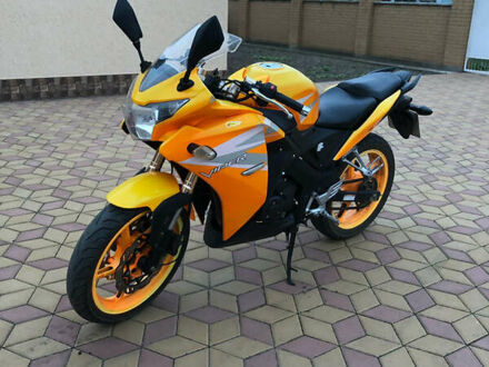 Вайпер V 250CR 2017 у Очакове на Automoto.ua Вайпер V 250CR, об'ємом двигуна 0 л та пробігом 15 тис. км за 1500 $, фото 1 на Automoto.ua