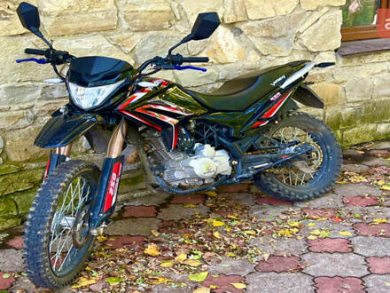 Черный Вайпер V 250l, объемом двигателя 0.24 л и пробегом 8 тыс. км за 1068 $, фото 1 на Automoto.ua