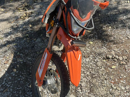 Оранжевый Вайпер V 250l, объемом двигателя 0.25 л и пробегом 7 тыс. км за 1100 $, фото 1 на Automoto.ua