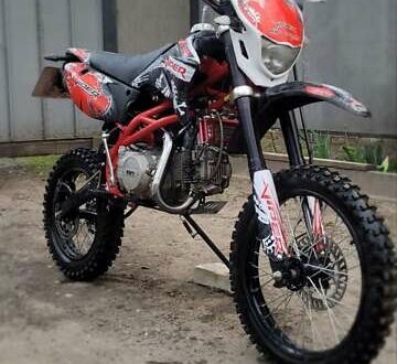 Вайпер ZS 125A 2014 у Сумах на Automoto.ua Червоний Вайпер ZS 125A, об'ємом двигуна 1.25 л та пробігом 2 тис. км за 623 $, фото 1 на Automoto.ua