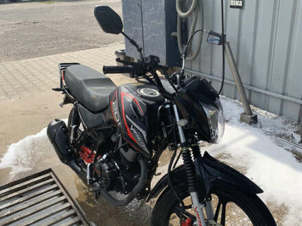 Вайпер ZS 200A 2021 у Самборе на Automoto.ua Чорний Вайпер ZS 200A, об'ємом двигуна 0.2 л та пробігом 2 тис. км за 1000 $, фото 1 на Automoto.ua