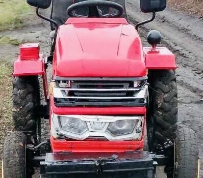 Красный Витязь VM 150 RX, объемом двигателя 1.5 л и пробегом 10 тыс. км за 1598 $, фото 2 на Automoto.ua