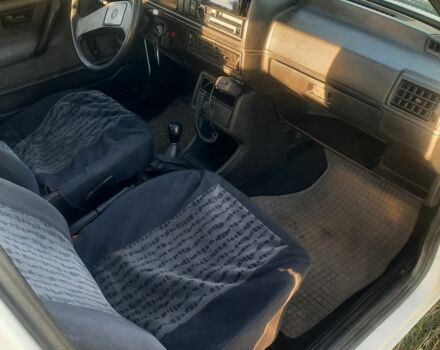 Белый Фольксваген 1600, объемом двигателя 2 л и пробегом 300 тыс. км за 1150 $, фото 2 на Automoto.ua