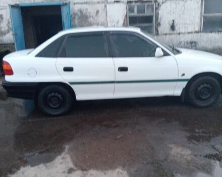 Белый Фольксваген 1600, объемом двигателя 1.6 л и пробегом 290 тыс. км за 2028 $, фото 3 на Automoto.ua