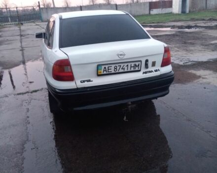 Белый Фольксваген 1600, объемом двигателя 1.6 л и пробегом 290 тыс. км за 2028 $, фото 2 на Automoto.ua