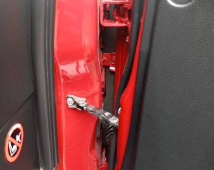 Красный Фольксваген 1600, объемом двигателя 1.6 л и пробегом 176 тыс. км за 4600 $, фото 7 на Automoto.ua