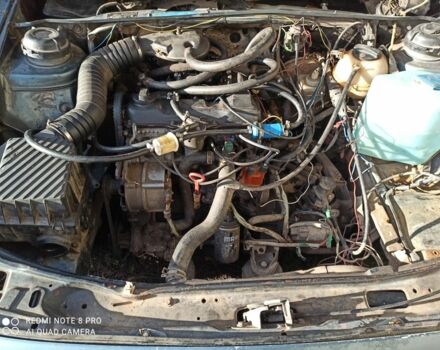 Синий Фольксваген 1600, объемом двигателя 1.6 л и пробегом 405 тыс. км за 976 $, фото 5 на Automoto.ua