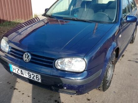 Синий Фольксваген 1600, объемом двигателя 2 л и пробегом 400 тыс. км за 1700 $, фото 1 на Automoto.ua