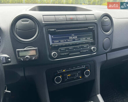 Белый Фольксваген Амарок, объемом двигателя 1.97 л и пробегом 282 тыс. км за 16299 $, фото 28 на Automoto.ua