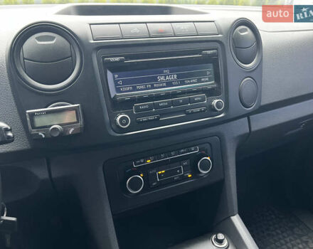 Белый Фольксваген Амарок, объемом двигателя 1.97 л и пробегом 282 тыс. км за 16450 $, фото 31 на Automoto.ua