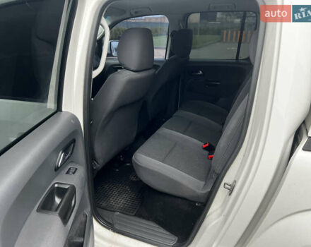 Белый Фольксваген Амарок, объемом двигателя 1.97 л и пробегом 282 тыс. км за 16299 $, фото 33 на Automoto.ua