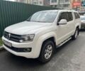Белый Фольксваген Амарок, объемом двигателя 1.97 л и пробегом 320 тыс. км за 16000 $, фото 3 на Automoto.ua