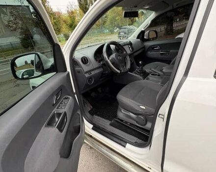 Білий Фольксваген Амарок, об'ємом двигуна 1.97 л та пробігом 415 тис. км за 14500 $, фото 9 на Automoto.ua