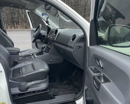 Білий Фольксваген Амарок, об'ємом двигуна 1.97 л та пробігом 261 тис. км за 18500 $, фото 3 на Automoto.ua