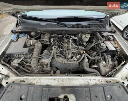 Білий Фольксваген Амарок, об'ємом двигуна 1.97 л та пробігом 415 тис. км за 14500 $, фото 8 на Automoto.ua