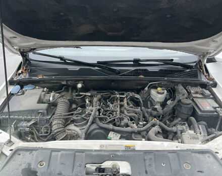 Білий Фольксваген Амарок, об'ємом двигуна 1.97 л та пробігом 261 тис. км за 18500 $, фото 16 на Automoto.ua