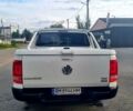 Белый Фольксваген Амарок, объемом двигателя 2 л и пробегом 160 тыс. км за 20500 $, фото 1 на Automoto.ua