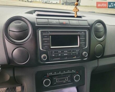 Білий Фольксваген Амарок, об'ємом двигуна 2 л та пробігом 370 тис. км за 18000 $, фото 13 на Automoto.ua
