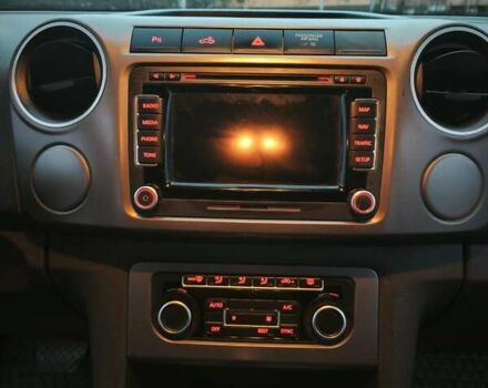Білий Фольксваген Амарок, об'ємом двигуна 1.97 л та пробігом 239 тис. км за 22500 $, фото 13 на Automoto.ua