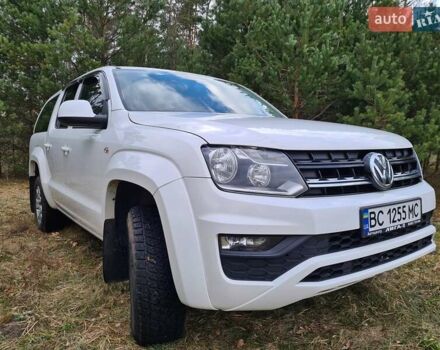 Белый Фольксваген Амарок, объемом двигателя 2 л и пробегом 270 тыс. км за 22500 $, фото 1 на Automoto.ua