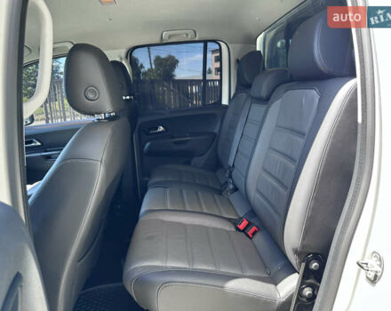 Белый Фольксваген Амарок, объемом двигателя 2.97 л и пробегом 557 тыс. км за 21000 $, фото 33 на Automoto.ua