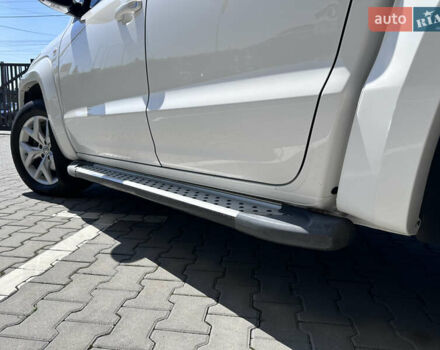 Белый Фольксваген Амарок, объемом двигателя 2.97 л и пробегом 557 тыс. км за 21000 $, фото 14 на Automoto.ua